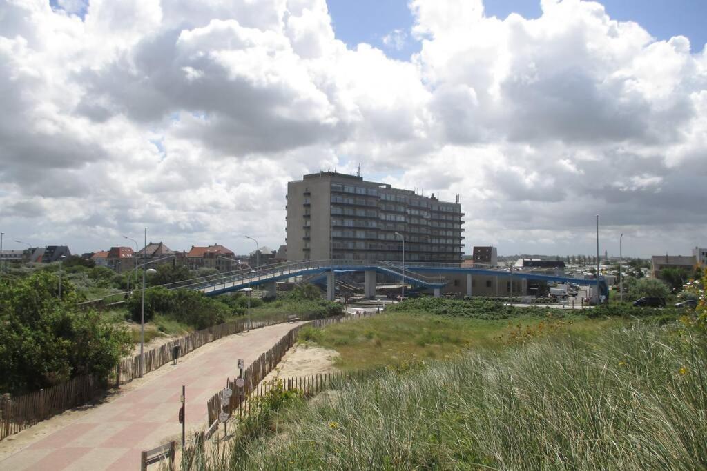Appartement Residentie Astrid Met Private Parking Bredene Luaran gambar